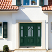 Grüne Haustür mit Seitenteilen rechts und links kaufen