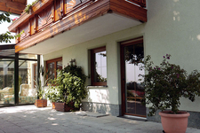 Fenster & Türen in Braun